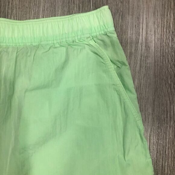 TNA Aritzia Claremont Shorts Size Large NWT - Picture 4 of 11